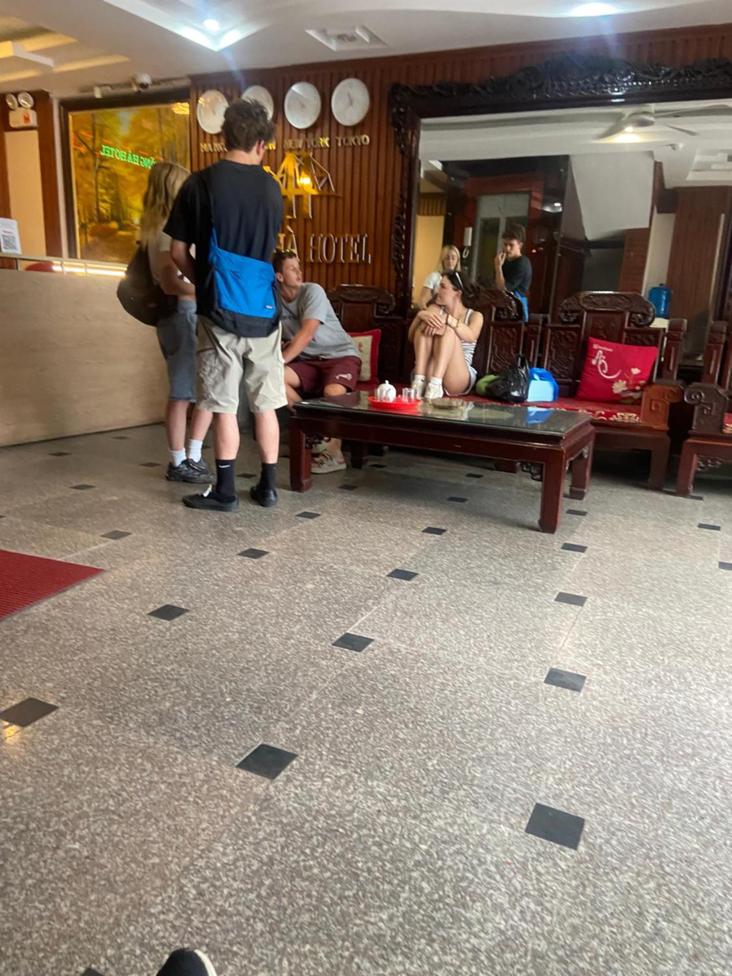 Hong Ha Airport Hotel Thach Loi Exterior foto